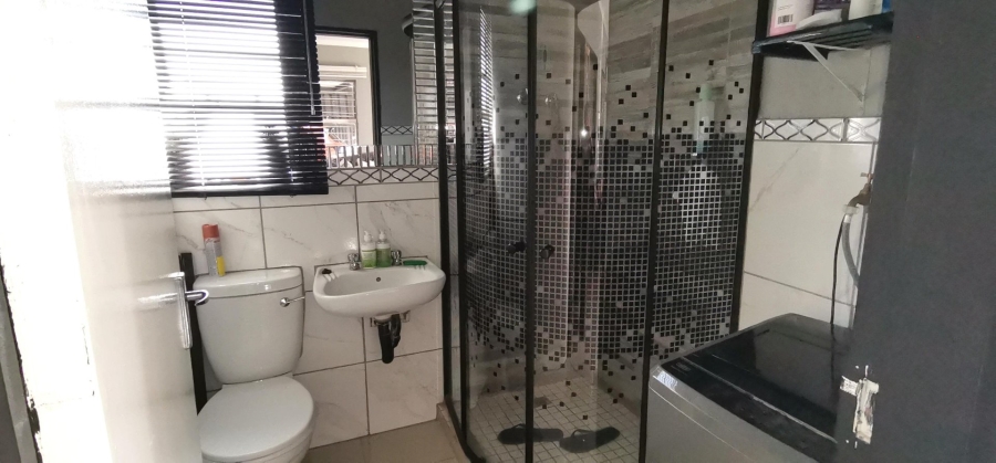 2 Bedroom Property for Sale in Raceway Free State